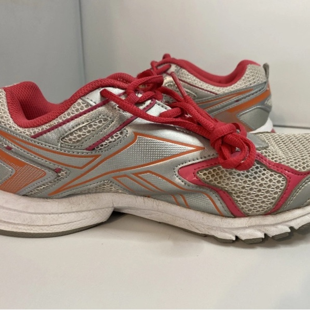 GOOD Reebok Women's Quickchase, Steel/Silver Metallic/Blazing Pink Size 10 - Picture 7 of 10